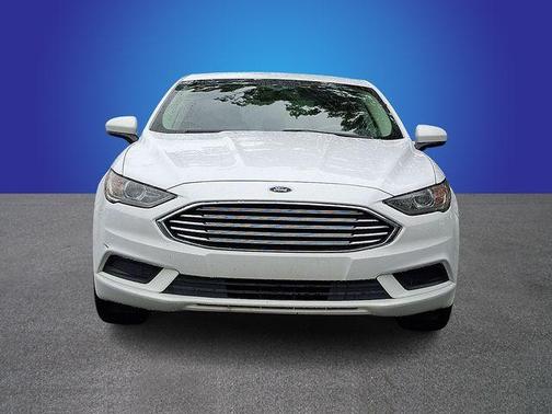 Oxford White 2017 Ford Fusion SE