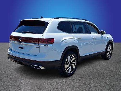 Pure White 2025 Volkswagen Atlas 2.0T SE