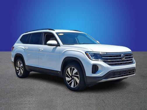 Pure White 2025 Volkswagen Atlas 2.0T SE