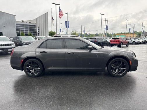 Granite Crystal Clearcoat Metallic 2022 Chrysler 300 S