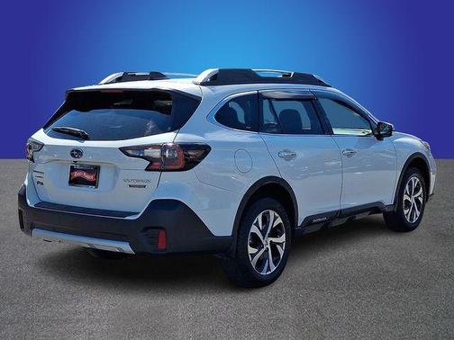 2022 Subaru Outback Touring