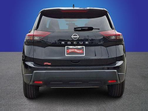 Super Black 2025 Nissan Rogue SV
