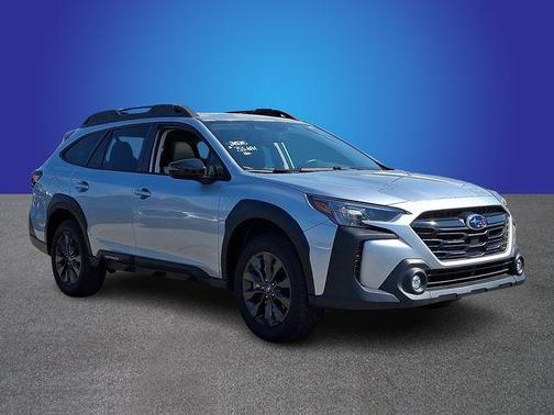 Ice Silver Metallic 2025 Subaru Outback Onyx Edition