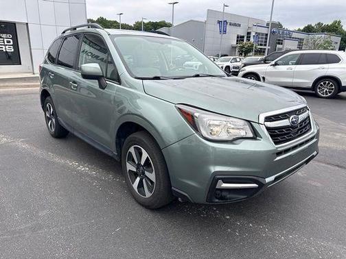 Jasmine Green Metallic 2018 Subaru Forester 2.5i Premium