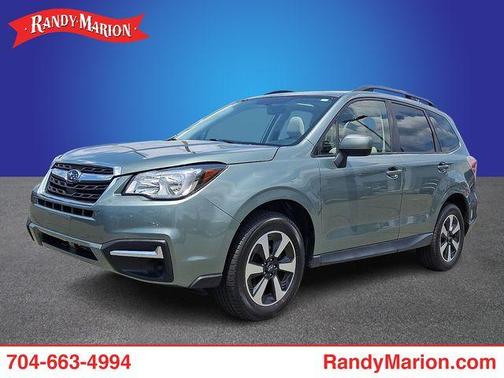 Jasmine Green Metallic 2018 Subaru Forester 2.5i Premium