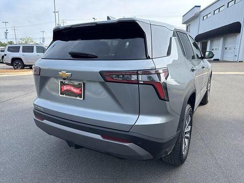 Sterling Gray Metallic 2025 Chevrolet Equinox LT