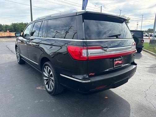 Black 2021 Lincoln Navigator L Reserve