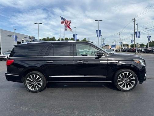 Black 2021 Lincoln Navigator L Reserve