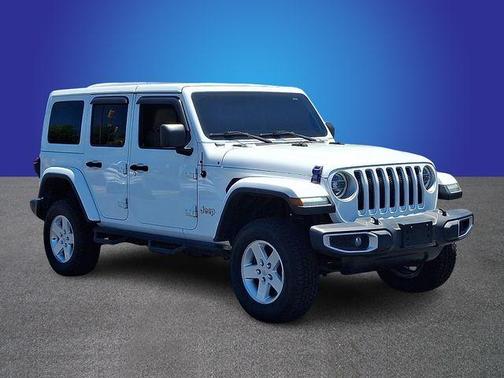 Bright White Clearcoat 2019 Jeep Wrangler Unlimited Sahara