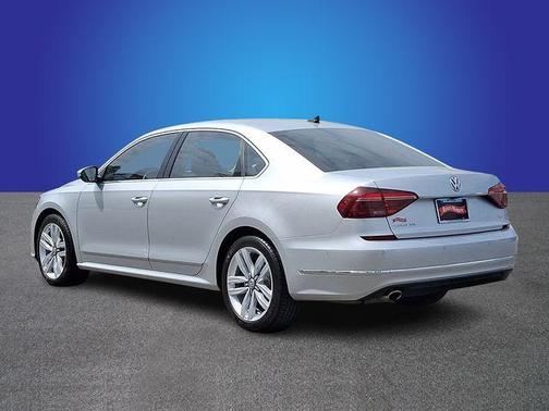 2017 Volkswagen Passat 1.8T SEL Premium