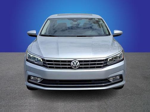 2017 Volkswagen Passat 1.8T SEL Premium