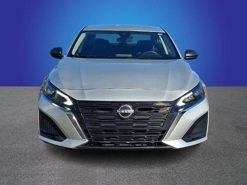 Brilliant Silver Metallic 2025 Nissan Altima SV