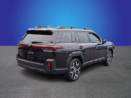 Crystal Black Silica 2026 Subaru Outback Touring XT