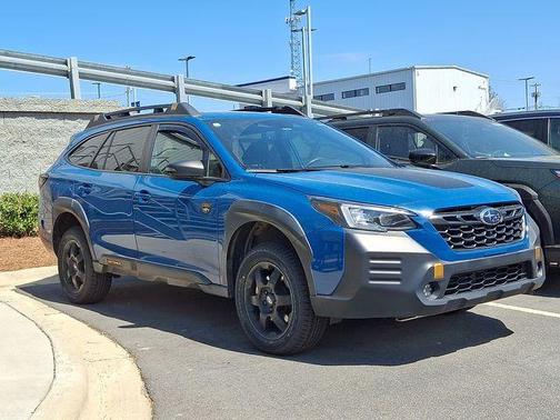 Ice Silver Metallic 2023 Subaru Outback Wilderness