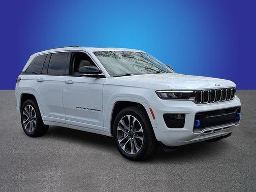 2022 Jeep Grand Cherokee 4xe Overland
