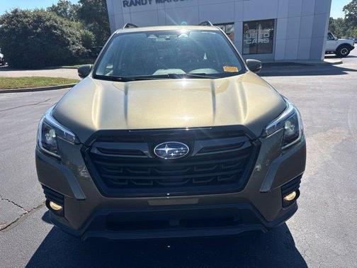 Autumn Green Metallic 2023 Subaru Forester Limited
