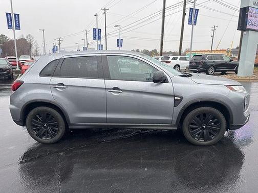 2024 Mitsubishi Outlander Sport 2.0 LE