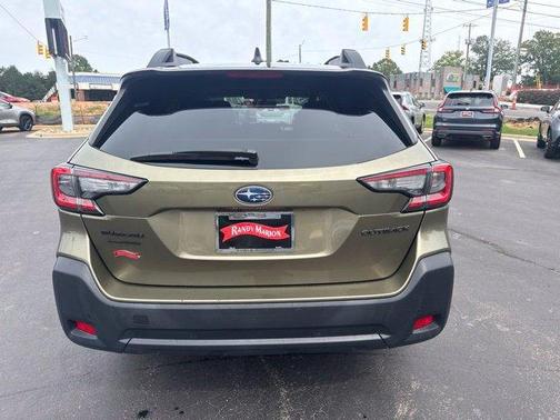 Autumn Green Metallic 2025 Subaru Outback Onyx Edition