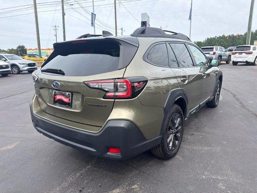 Autumn Green Metallic 2025 Subaru Outback Onyx Edition