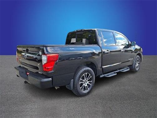 2021 Nissan Titan SV