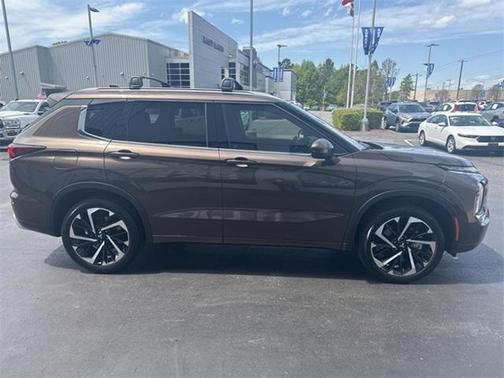 2024 Mitsubishi Outlander SEL