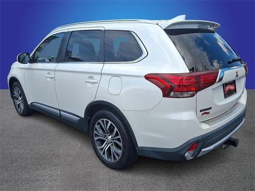 2017 Mitsubishi Outlander SE