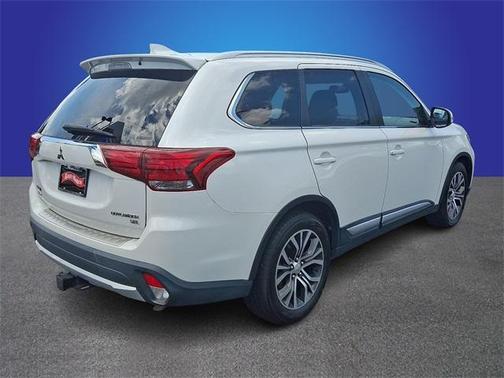 2017 Mitsubishi Outlander SE