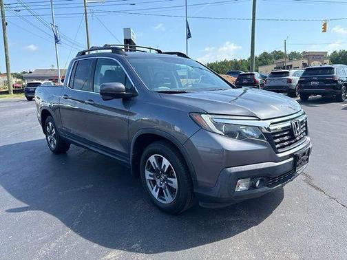 Modern Steel Metallic 2017 Honda Ridgeline RTL-T