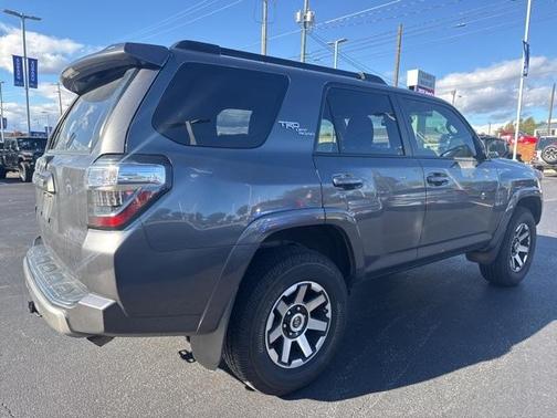2021 Toyota 4Runner TRD Off Road