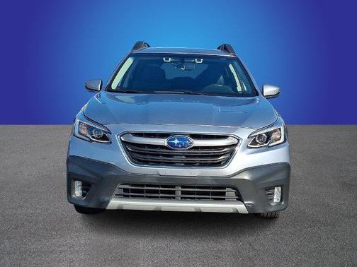 Ice Silver Metallic 2021 Subaru Outback Limited XT
