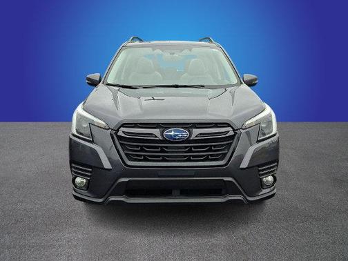 Magnetite Gray Metallic 2023 Subaru Forester Limited