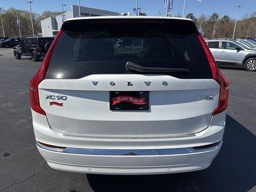 2025 Volvo XC90 Plug-In Hybrid T8 Plus 7-Seater