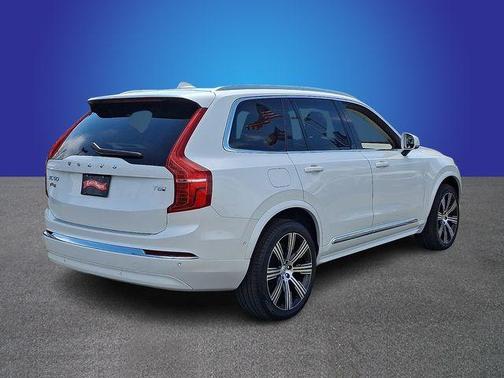 2025 Volvo XC90 Plug-In Hybrid T8 Plus 7-Seater