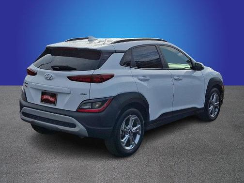 Lunar White 2023 Hyundai KONA SEL