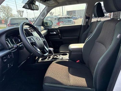 2024 Toyota 4Runner TRD Off Road