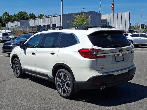 Crystal White Pearl 2026 Subaru Ascent Touring