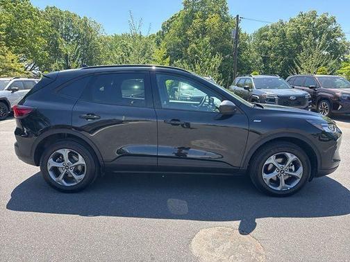 Agate Black Metallic 2025 Ford Escape ST-Line