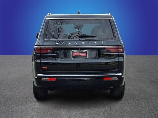 2024 Jeep Wagoneer Base