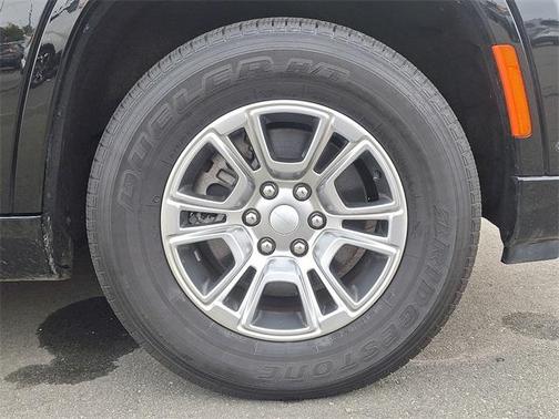 2024 Jeep Wagoneer Base