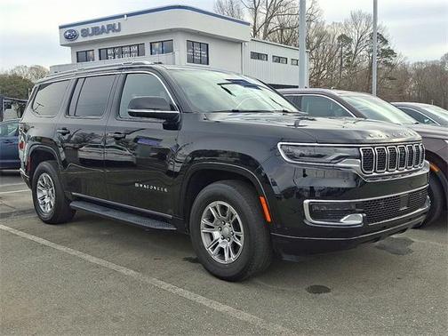 2024 Jeep Wagoneer Base