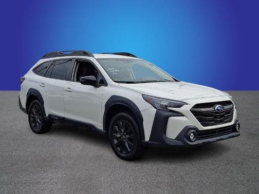 Crystal White Pearl 2023 Subaru Outback Onyx Edition