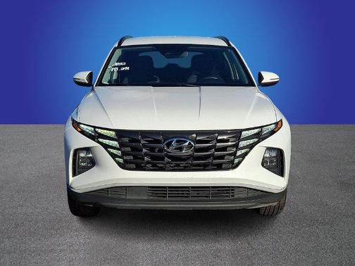 Quartz White 2022 Hyundai TUCSON SEL