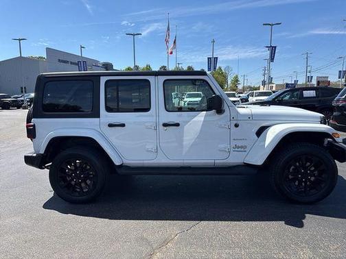 Bright White Clearcoat 2022 Jeep Wrangler Unlimited 4xe Sahara
