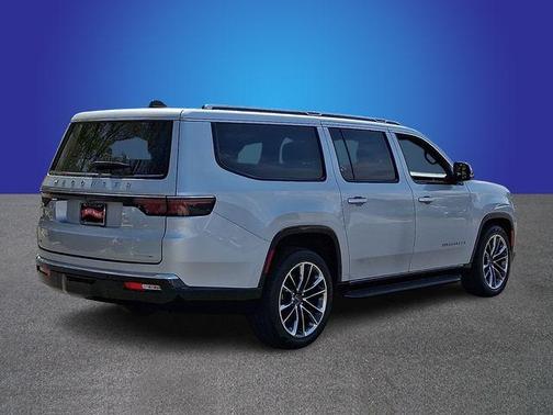 Silver Zynith 2024 Jeep Wagoneer L Series II