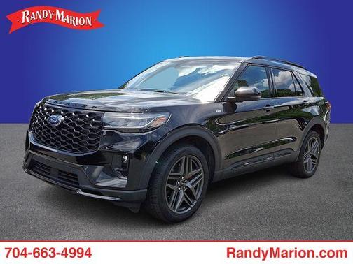 Black Metallic 2025 Ford Explorer ST-Line