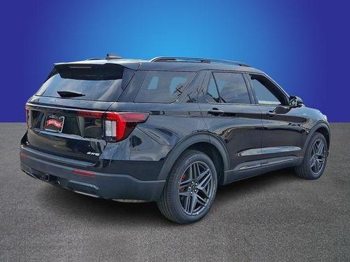 Agate Black Metallic 2025 Ford Explorer ST-Line