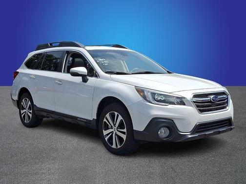 Crystal White Pearl 2019 Subaru Outback 2.5i Limited