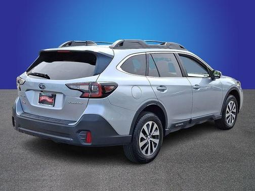 Ice Silver Metallic 2021 Subaru Outback Premium