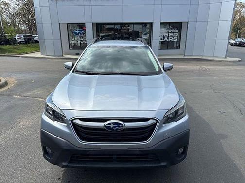 Ice Silver Metallic 2021 Subaru Outback Premium