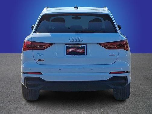 Arkona White 2025 Audi Q3 45 S line Premium